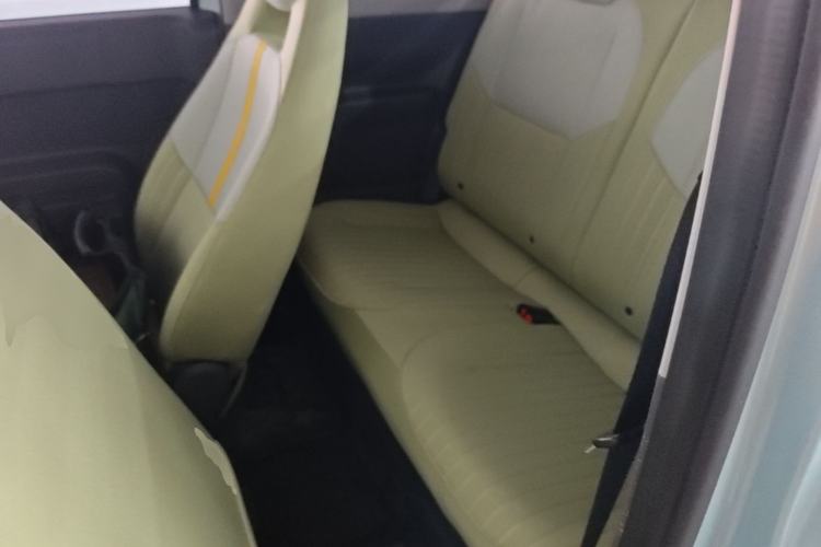 Used Geely Galaxy Panda 2023 Panda Mini 200km Endurance Bear Left Rear Seat
