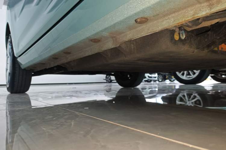Used Geely Galaxy Panda 2023 Panda Mini 200km Endurance Bear Left Side Sill