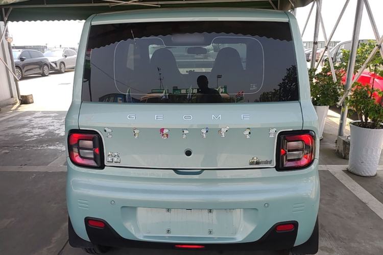 Used Geely Galaxy Panda 2023 Panda Mini 200km Endurance Bear Rear