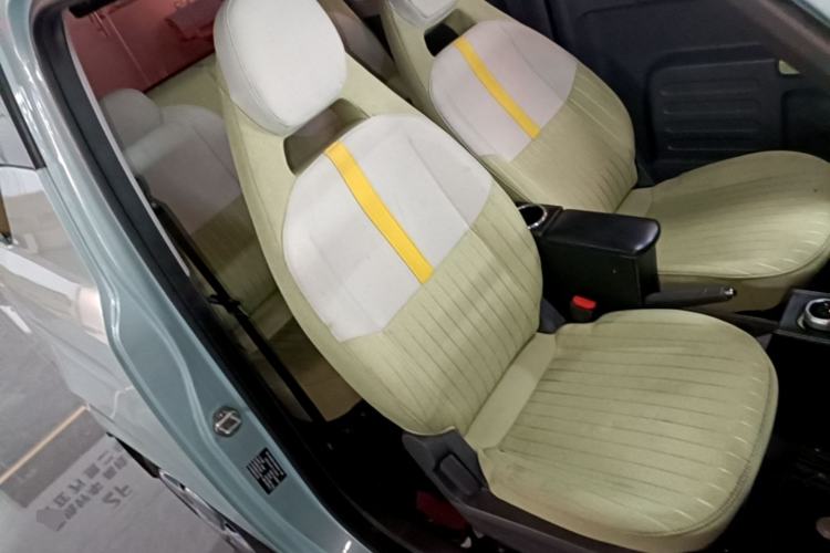 Used Geely Galaxy Panda 2023 Panda Mini 200km Endurance Bear Right Front Seat
