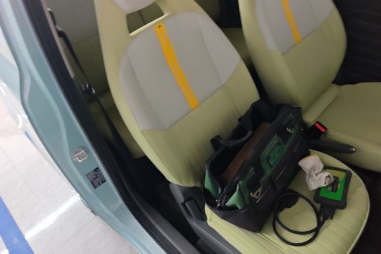 Used Geely Galaxy Panda 2023 Panda Mini 200km Endurance Bear Right Front Seat
