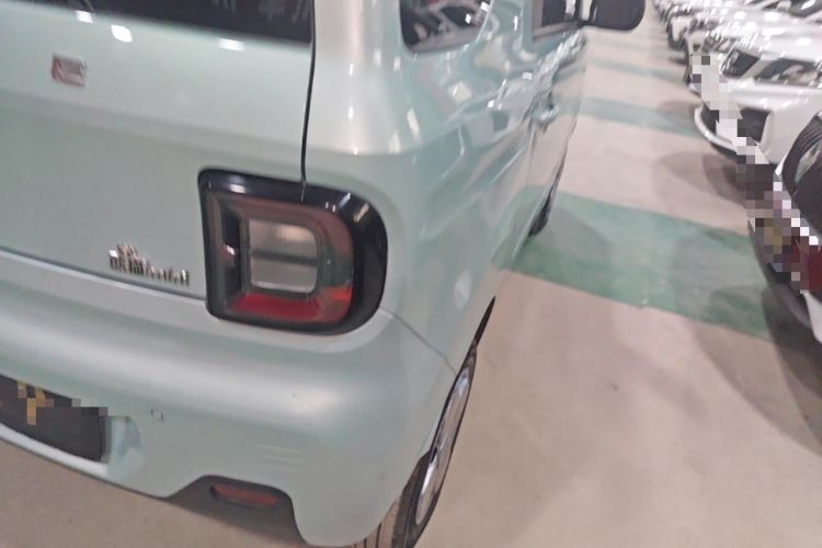 Used Geely Galaxy Panda 2023 Panda Mini 200km Endurance Bear Right Rear Taillight