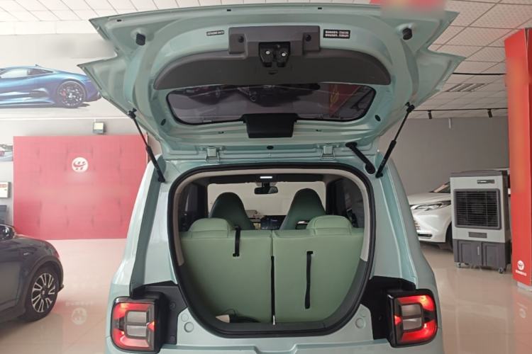 Used Geely Galaxy Panda 2023 Panda Mini 200km Endurance Bear Trunk