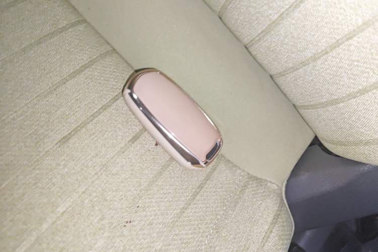 Used Geely Galaxy Panda 2023 Panda Mini 200km Endurance Bear Vehicle Key