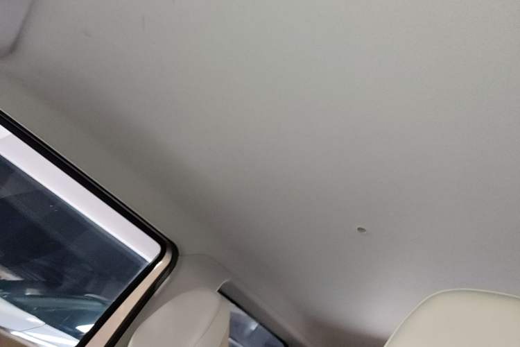 Used Geely Galaxy Panda 2023 Panda Mini 200km Endurance Bear Headliner