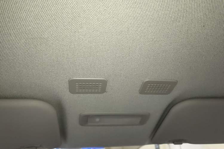 Used Geely Galaxy Panda 2023 Panda Mini 200km Endurance Bear Headliner