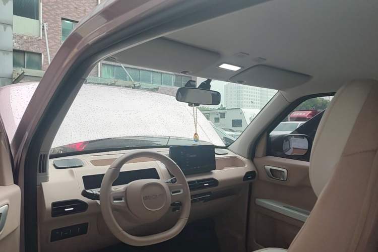 Used Geely Galaxy Panda 2023 Panda Mini 200km Endurance Bear Headliner
