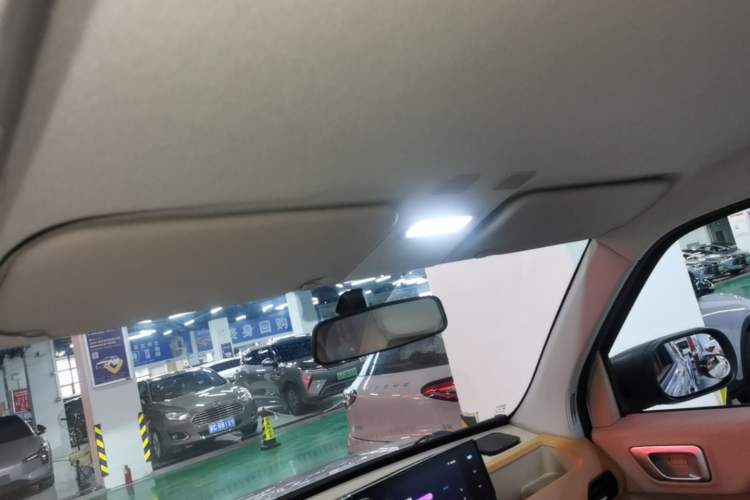 Used Geely Galaxy Panda 2023 Panda Mini 200km Endurance Bear Headliner