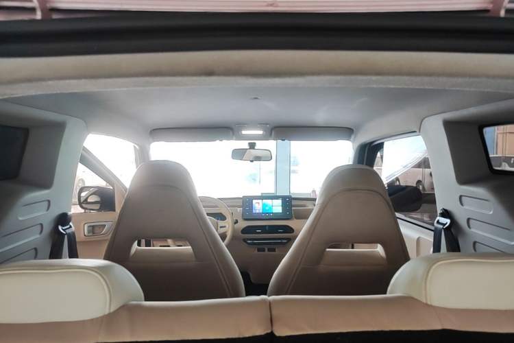 Used Geely Galaxy Panda 2023 Panda Mini 200km Endurance Bear Headliner
