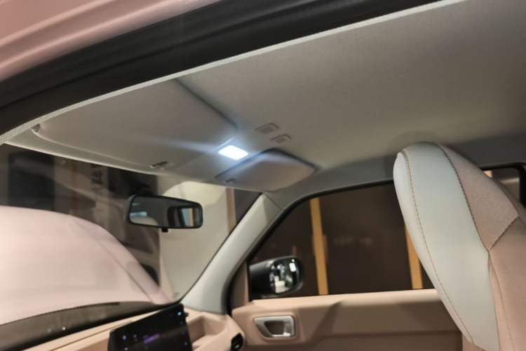 Used Geely Galaxy Panda 2023 Panda Mini 200km Endurance Bear Headliner