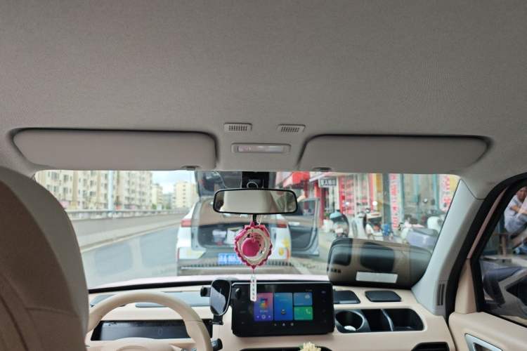 Used Geely Galaxy Panda 2023 Panda Mini 200km Endurance Bear Headliner