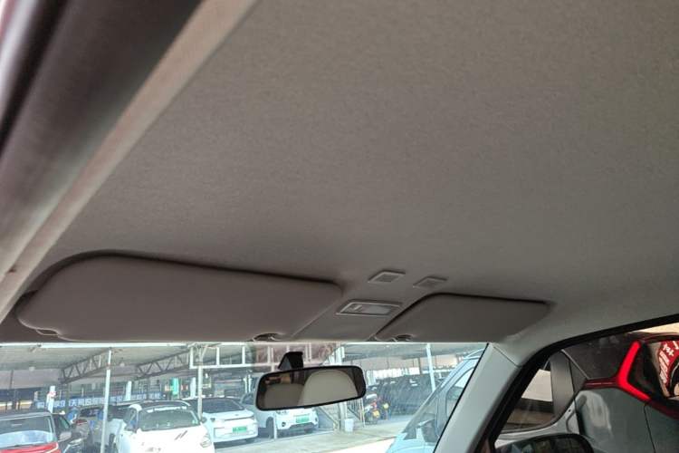 Used Geely Galaxy Panda 2023 Panda Mini 200km Endurance Bear Headliner