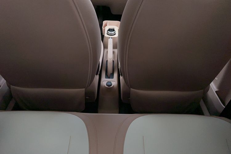 Used Geely Galaxy Panda 2023 Panda Mini 200km Endurance Bear Interior 1
