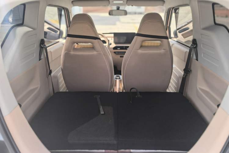 Used Geely Galaxy Panda 2023 Panda Mini 200km Endurance Bear Interior 3