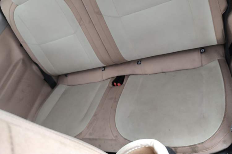 Used Geely Galaxy Panda 2023 Panda Mini 200km Endurance Bear Interior 4