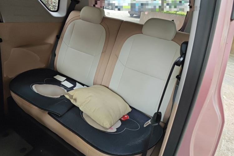 Used Geely Galaxy Panda 2023 Panda Mini 200km Endurance Bear Interior 4