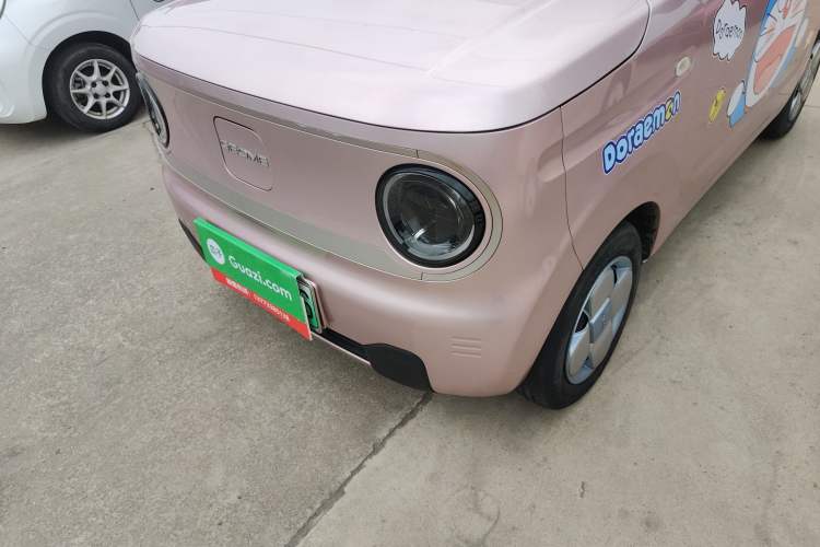 Used Geely Galaxy Panda 2023 Panda Mini 200km Endurance Bear Left Front Headlight