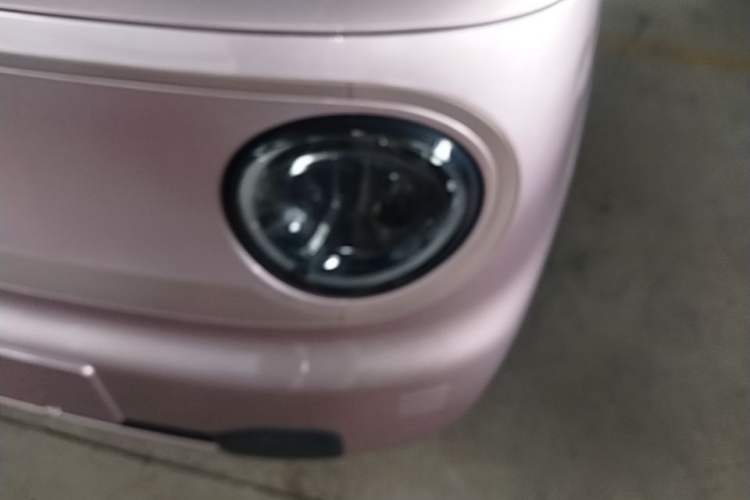 Used Geely Galaxy Panda 2023 Panda Mini 200km Endurance Bear Left Front Headlight