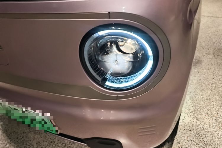 Used Geely Galaxy Panda 2023 Panda Mini 200km Endurance Bear Left Front Headlight