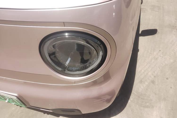 Used Geely Galaxy Panda 2023 Panda Mini 200km Endurance Bear Left Front Headlight