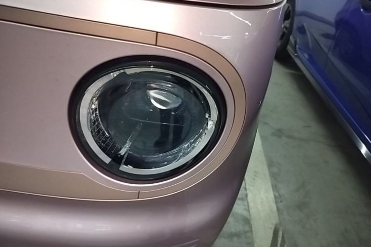 Used Geely Galaxy Panda 2023 Panda Mini 200km Endurance Bear Left Front Headlight