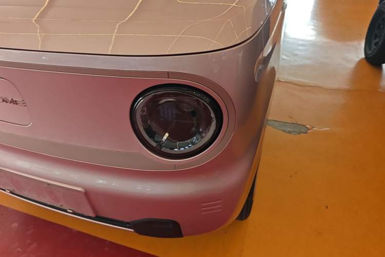 Used Geely Galaxy Panda 2023 Panda Mini 200km Endurance Bear Left Front Headlight