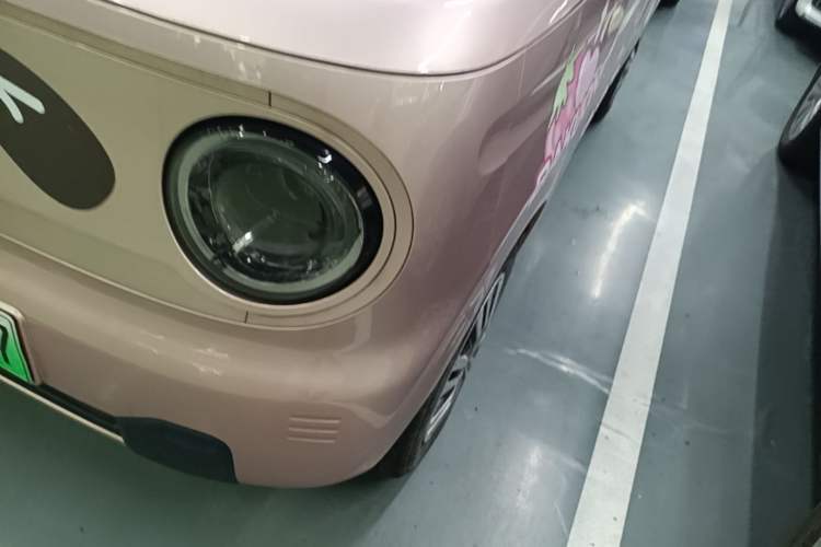 Used Geely Galaxy Panda 2023 Panda Mini 200km Endurance Bear Left Front Headlight