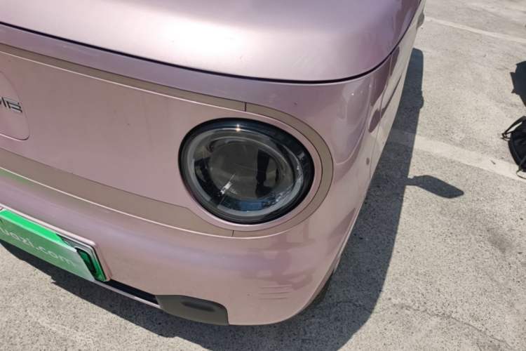 Used Geely Galaxy Panda 2023 Panda Mini 200km Endurance Bear Left Front Headlight