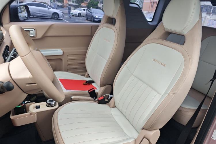 Used Geely Galaxy Panda 2023 Panda Mini 200km Endurance Bear Left Front Seat