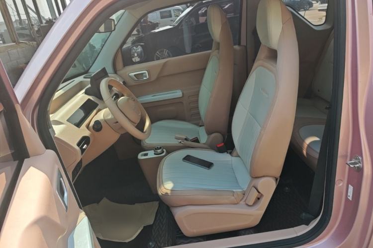 Used Geely Galaxy Panda 2023 Panda Mini 200km Endurance Bear Left Front Seat