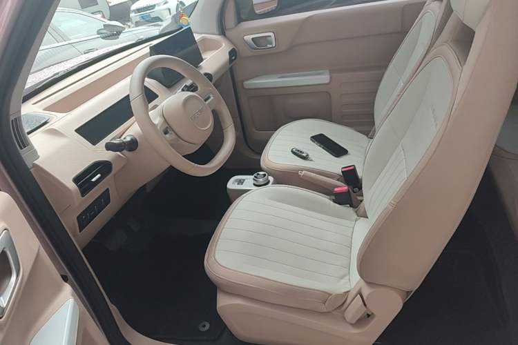 Used Geely Galaxy Panda 2023 Panda Mini 200km Endurance Bear Left Front Seat