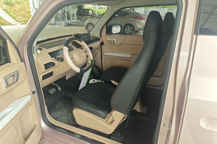 Used Geely Galaxy Panda 2023 Panda Mini 200km Endurance Bear Left Front Seat