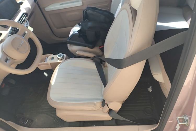 Used Geely Galaxy Panda 2023 Panda Mini 200km Endurance Bear Left Front Seat