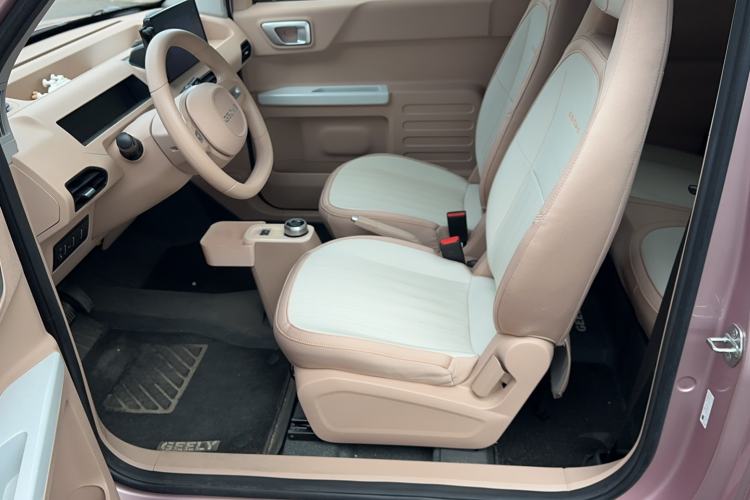 Used Geely Galaxy Panda 2023 Panda Mini 200km Endurance Bear Left Front Seat