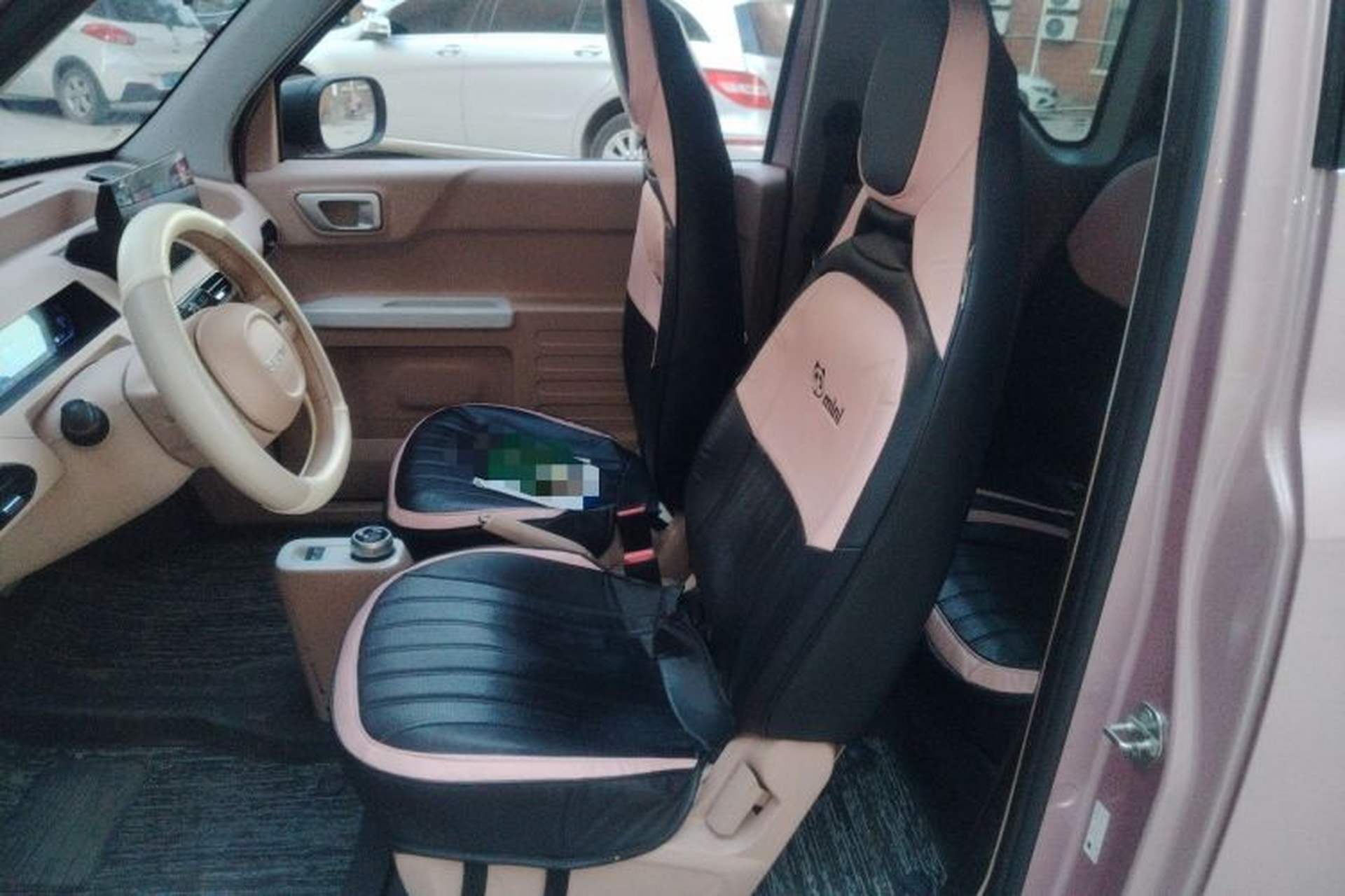 Used Geely Galaxy Panda 2023 Panda Mini 200km Endurance Bear Left Front Seat