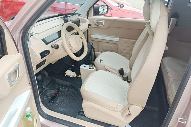 Used Geely Galaxy Panda 2023 Panda Mini 200km Endurance Bear Left Front Seat