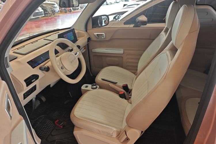 Used Geely Galaxy Panda 2023 Panda Mini 200km Endurance Bear Left Front Seat