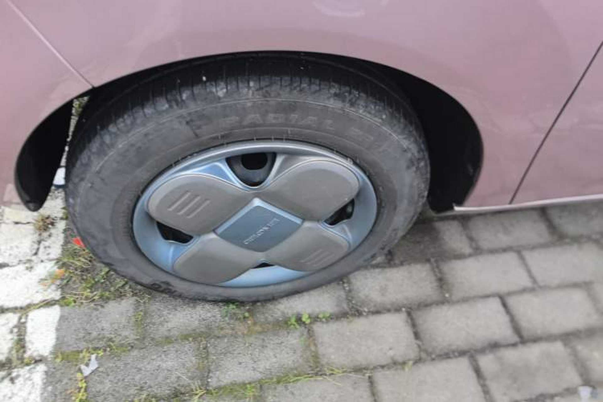 Used Geely Galaxy Panda 2023 Panda Mini 200km Endurance Bear Left Front Wheel Hub