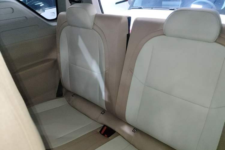 Used Geely Galaxy Panda 2023 Panda Mini 200km Endurance Bear Left Rear Seat