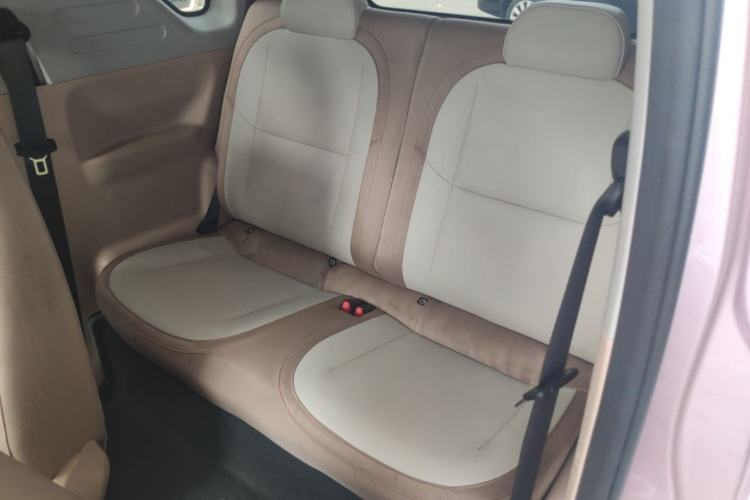 Used Geely Galaxy Panda 2023 Panda Mini 200km Endurance Bear Left Rear Seat