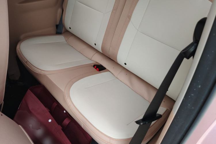 Used Geely Galaxy Panda 2023 Panda Mini 200km Endurance Bear Left Rear Seat