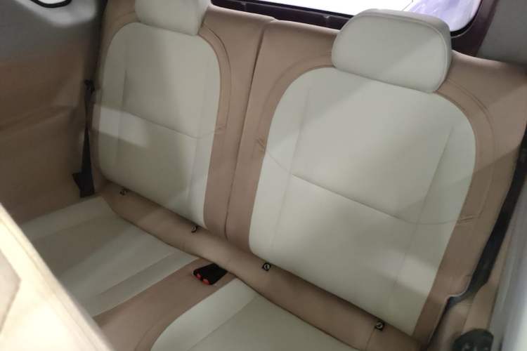 Used Geely Galaxy Panda 2023 Panda Mini 200km Endurance Bear Left Rear Seat