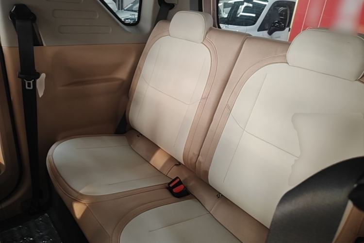 Used Geely Galaxy Panda 2023 Panda Mini 200km Endurance Bear Left Rear Seat