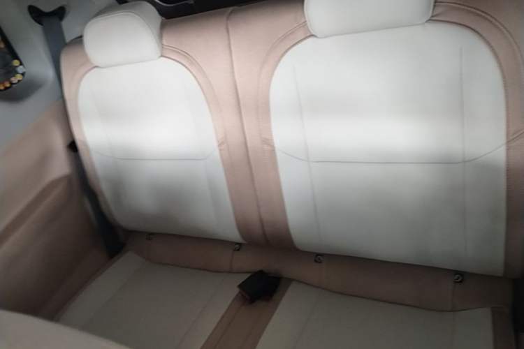 Used Geely Galaxy Panda 2023 Panda Mini 200km Endurance Bear Left Rear Seat
