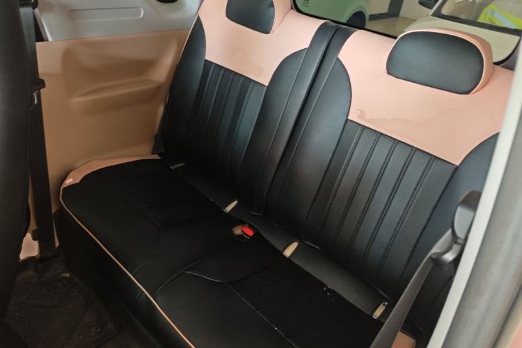 Used Geely Galaxy Panda 2023 Panda Mini 200km Endurance Bear Left Rear Seat