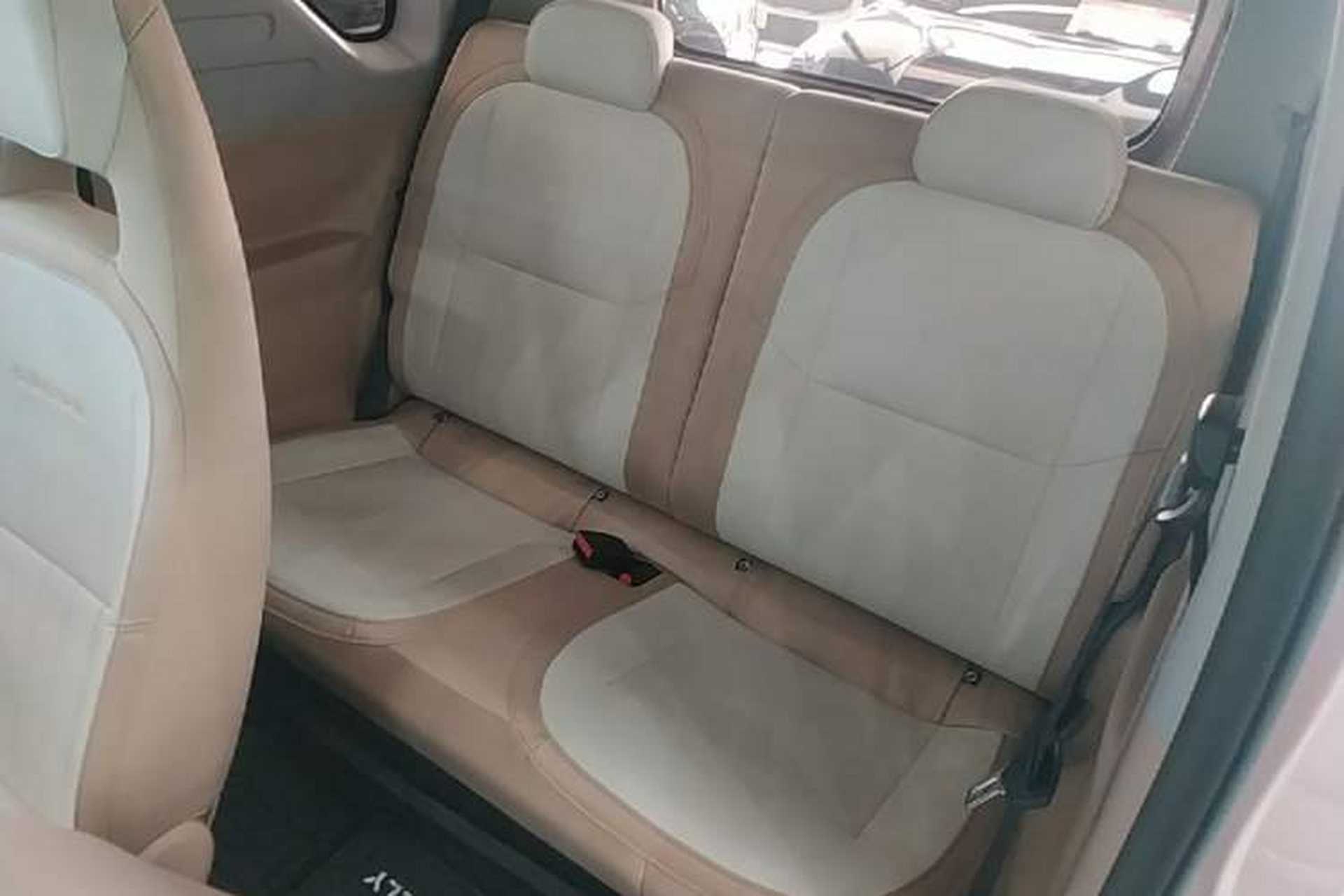 Used Geely Galaxy Panda 2023 Panda Mini 200km Endurance Bear Left Rear Seat