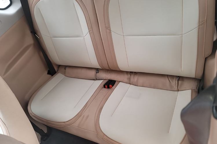 Used Geely Galaxy Panda 2023 Panda Mini 200km Endurance Bear Left Rear Seat