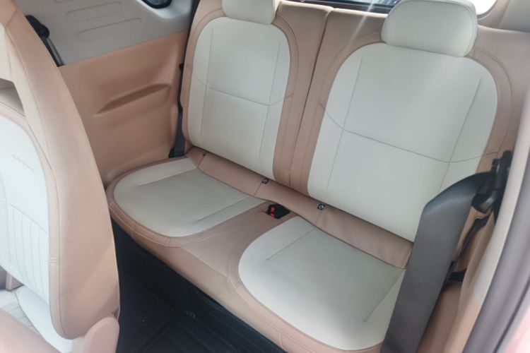 Used Geely Galaxy Panda 2023 Panda Mini 200km Endurance Bear Left Rear Seat