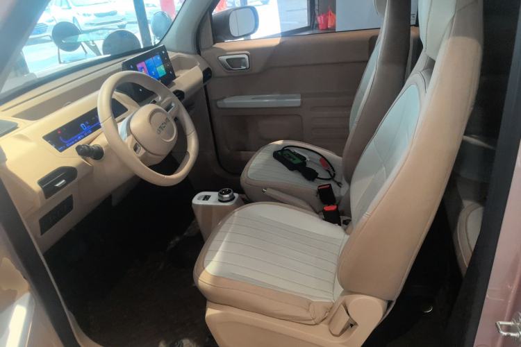 Used Geely Galaxy Panda 2023 Panda Mini 200km Endurance Bear Left Rear Seat