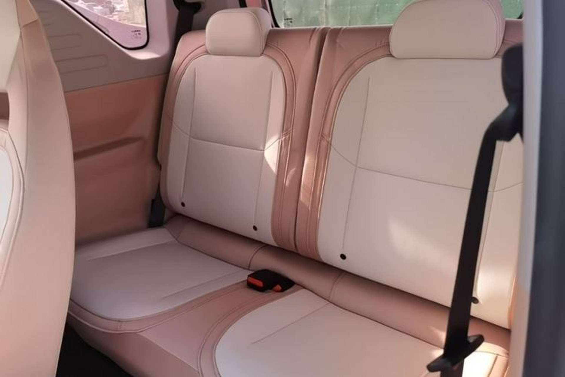 Used Geely Galaxy Panda 2023 Panda Mini 200km Endurance Bear Left Rear Seat